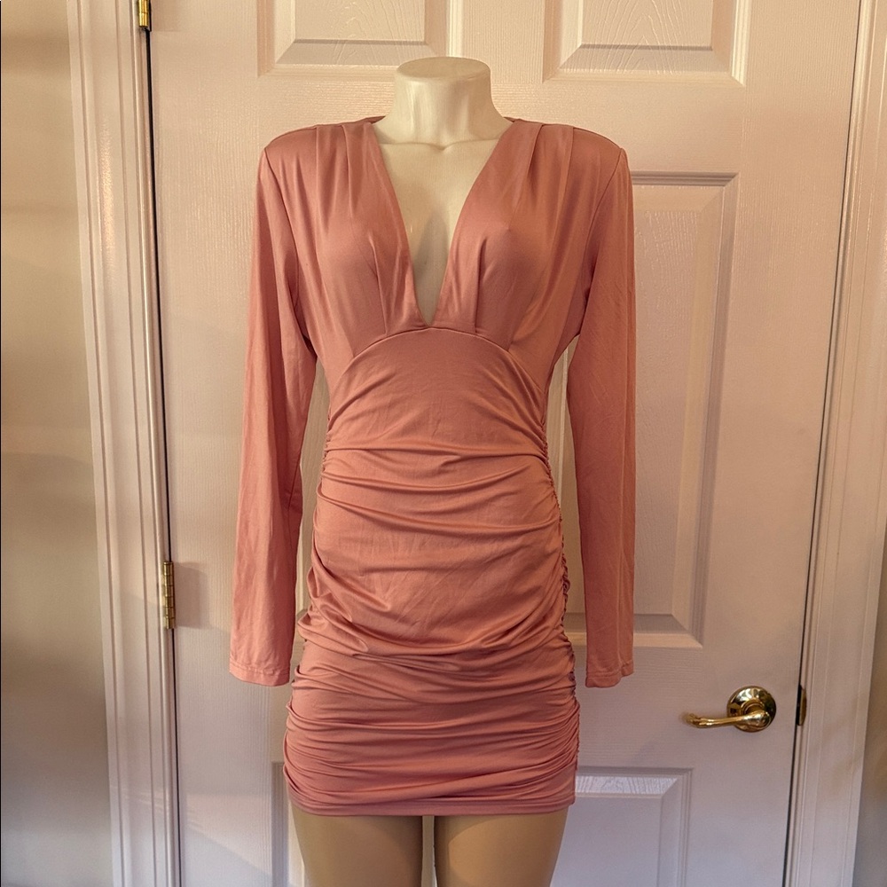 Elegant Pink Long Sleeve Dress